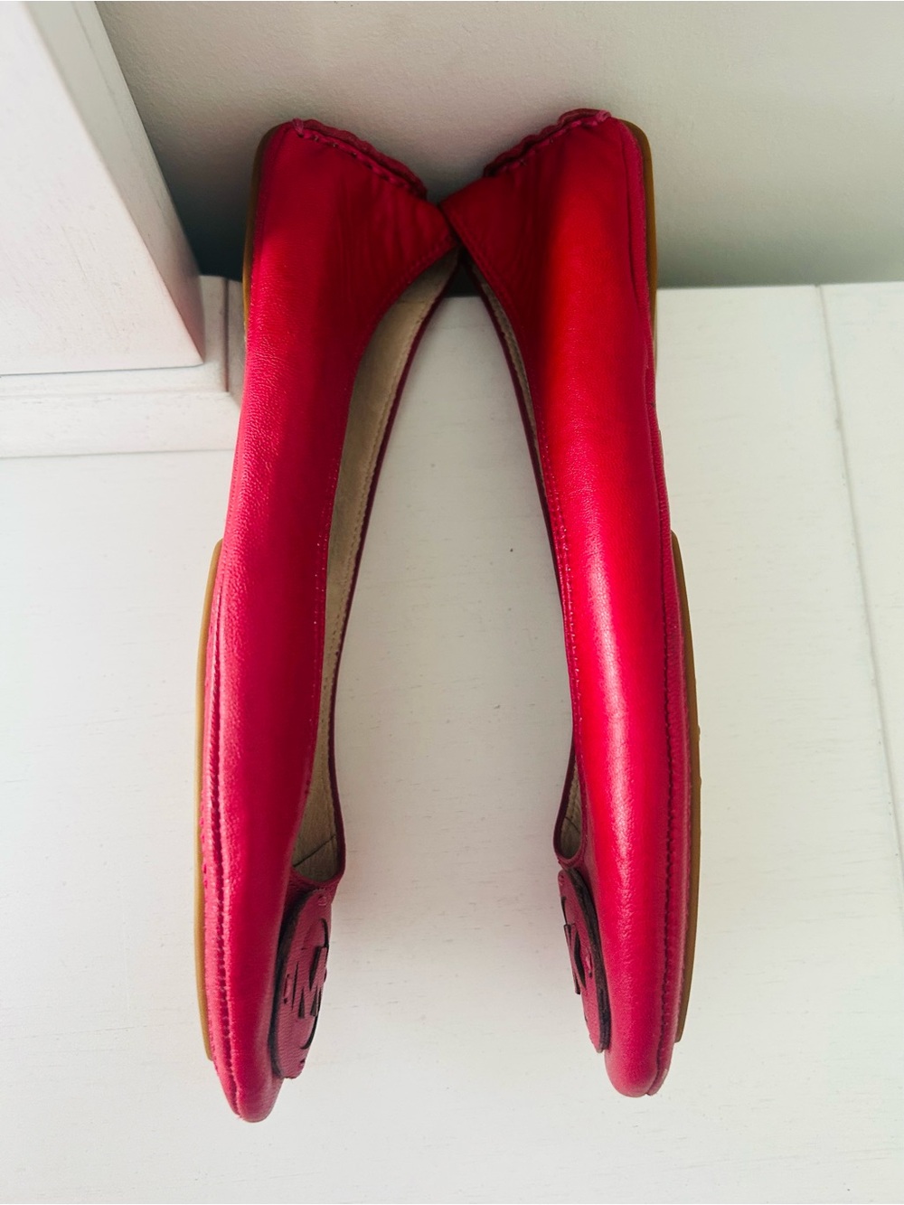 Michael Kors Red Leather MK Logo Round-Toe Ballet Flats - Picture 4 of 9
